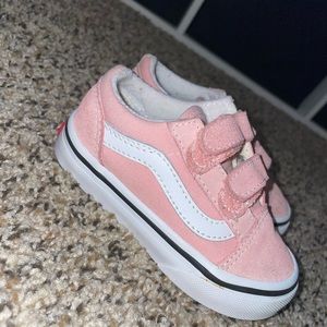 LTE PINK TODDLER VANS